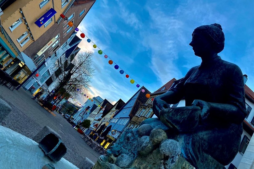 Lampions in allen Farben werden ab 13. April die Heidenheimer Innenstadt verschönern und schaffen
ein sehenswertes Stimmungsbild.