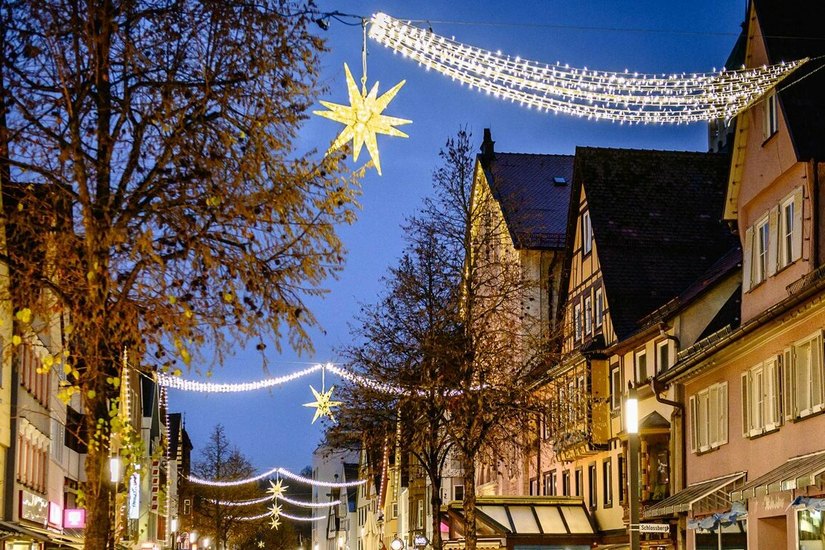 Auch in diesem Jahr wird die LED-Weihnachtsbeleuchtung in der Heidenheimer Innenstadt ihren heimeligen Schein verbreiten.