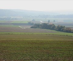 Meist werden Magnetflieger am Hang geflogen. | Foto: Fliegergruppe Heidenheim/Steinheim
