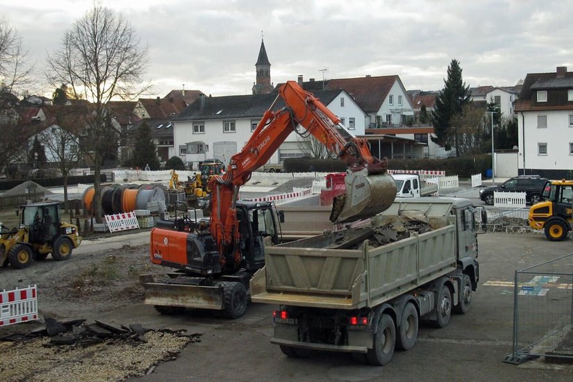 Baustart Pausenhof Bildungszentrum Wiesbühl