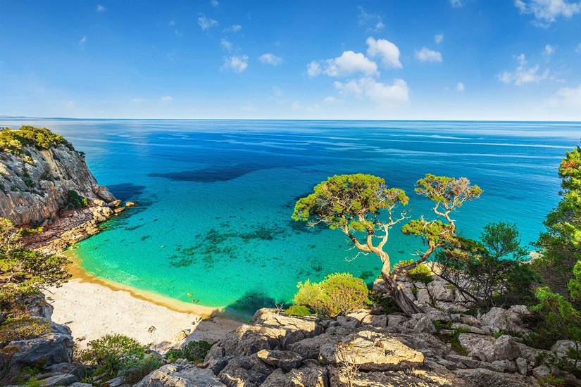 Lassen Sie sich von der Vielfalt und Schönheit Sardiniens begeistern.