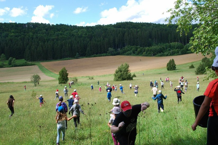Sommer, Sonne, Spaß und Spiel bei einem Ausflug auf die Heiderose
 Foto.:Awo-Ortsverein HDH