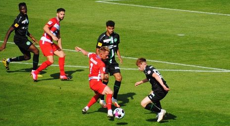 Marc Schnatterer bleibt Kapitän des 1. FC Heidenheim.