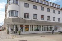 Außenansicht der neuen Stadt-Info in Heidenheim