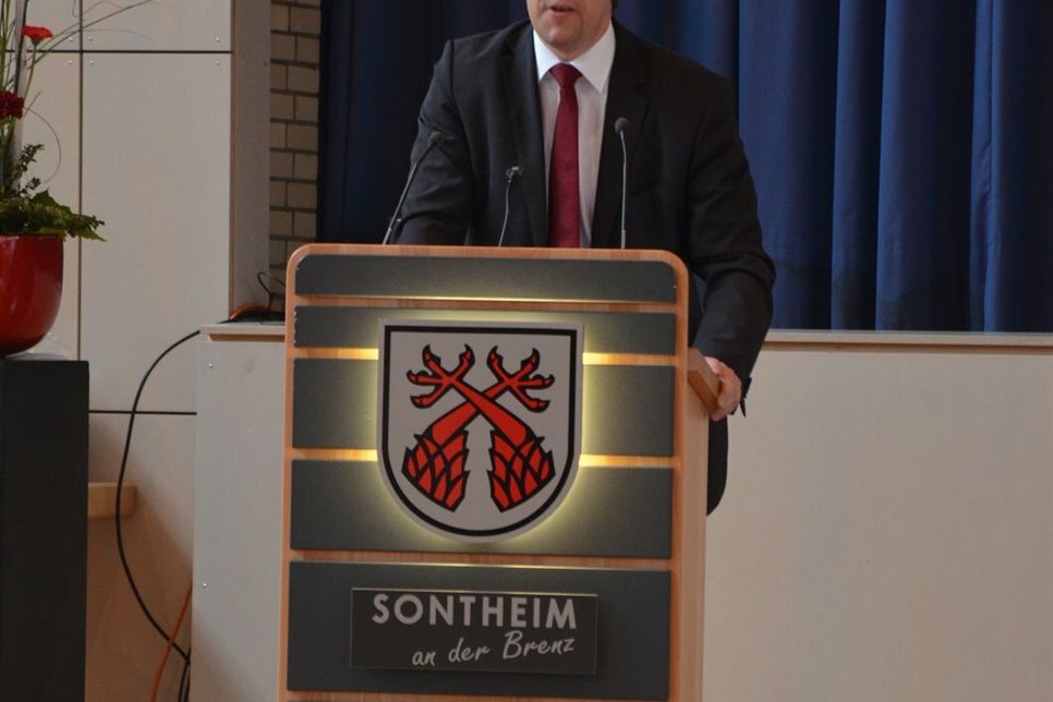 Die Gemeinde Sontheim verabschiedet den beliebten Bürgermeister Matthias Kraut.